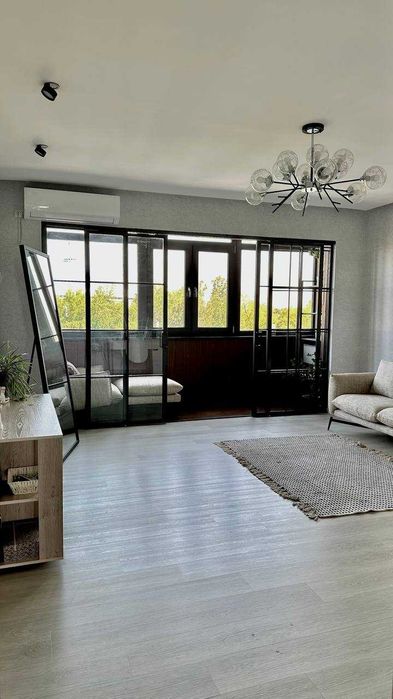 Сдаётся уютная 4х ком кв-ра, ор-р Дружба Народов  P5