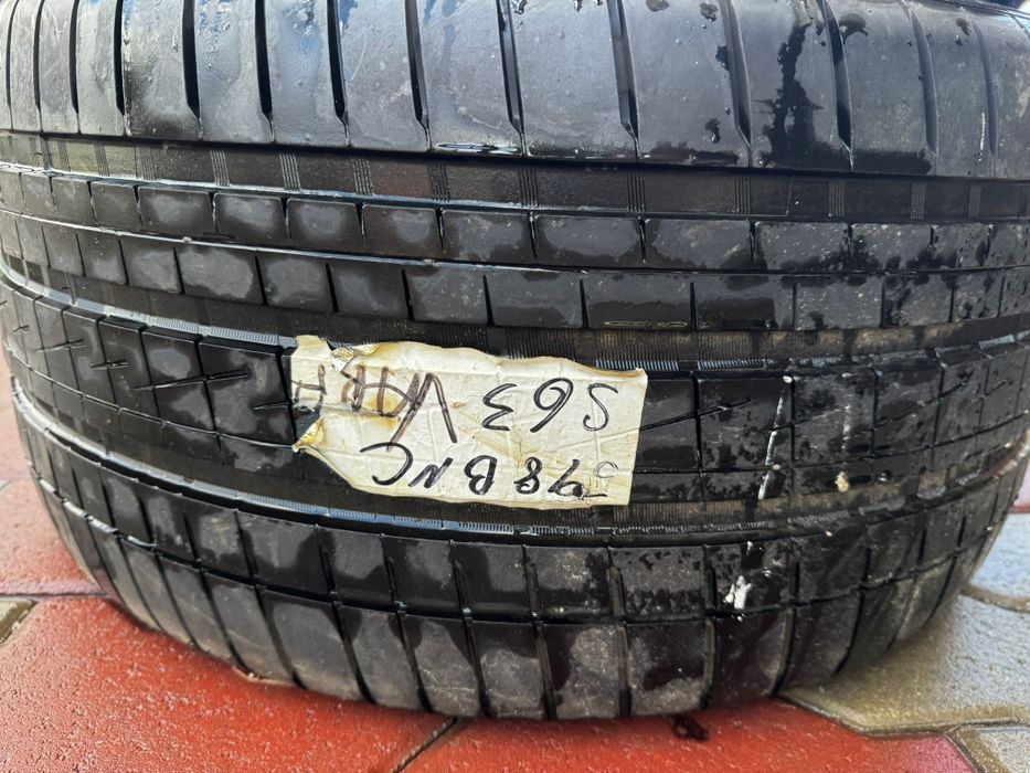 Cauciucuri 235/30 zr20 Dot 2016 am doar 2 buc