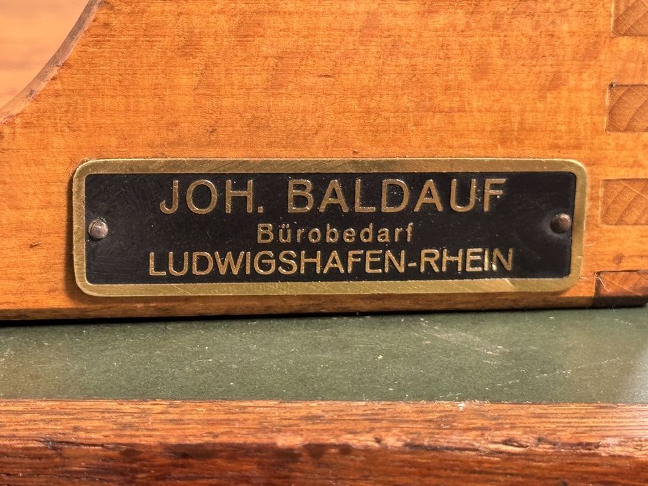 Винтидж бюро в индустриален стил Г447