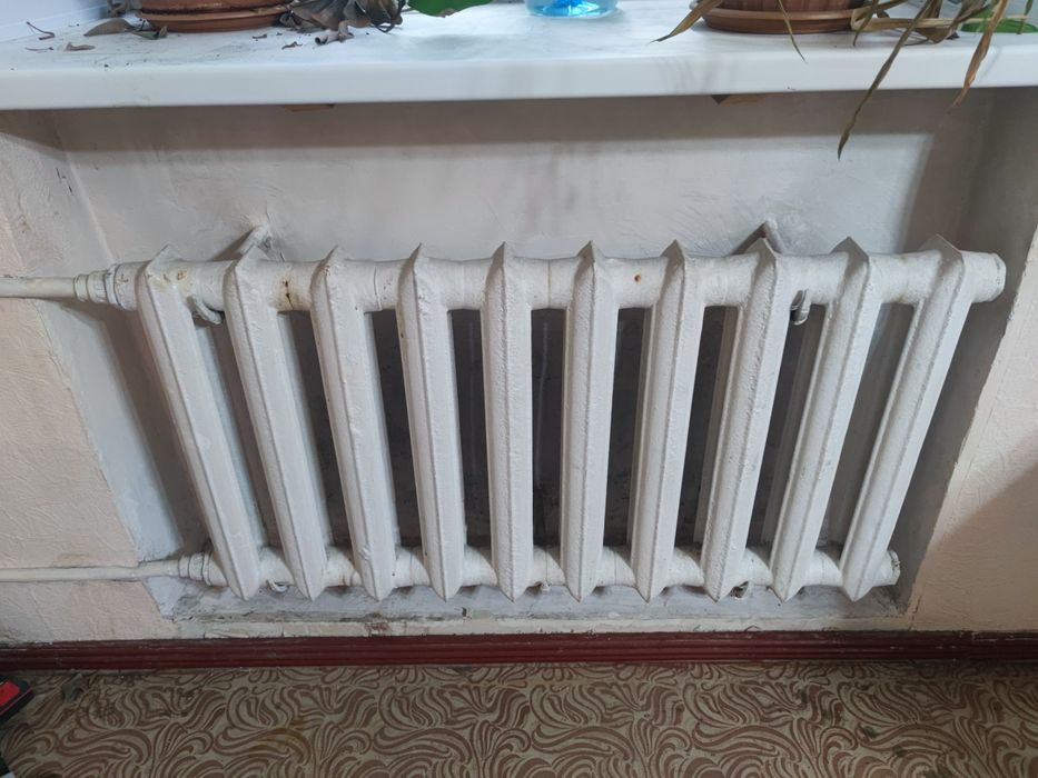 Продам батареи чугун