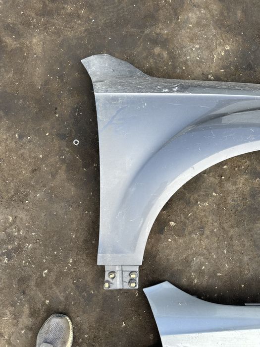 Калник оригинален Ауди Q7 десен Audi Кю7 с минимални забележки н403