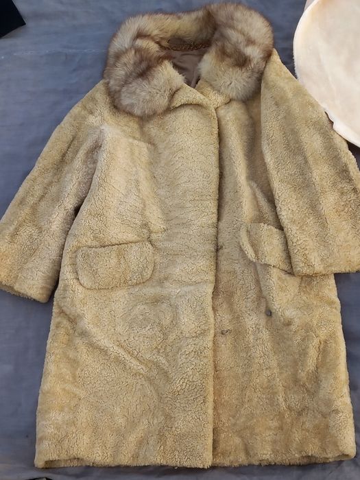 Cojoc din blană de miel