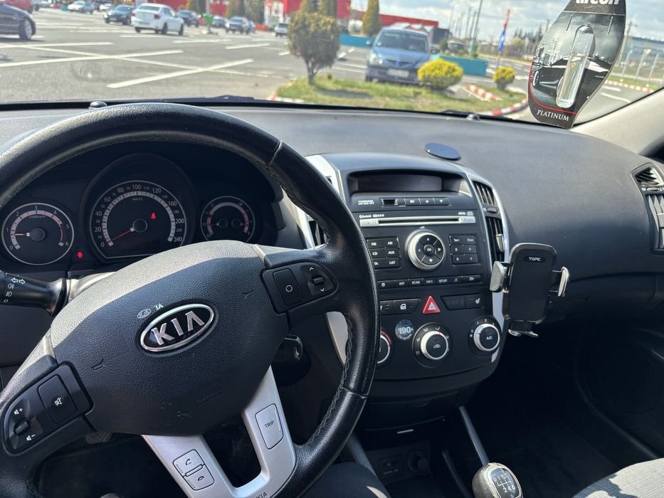 Kia Ceed 2010