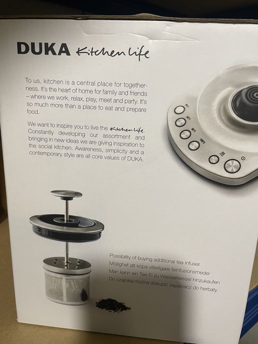 Електрическа кана с регулиране на температурата DUKA BOJE 1,7л.