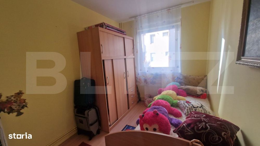 Apartament cu 3 camere Astra, etaj 1, beci, decomandat