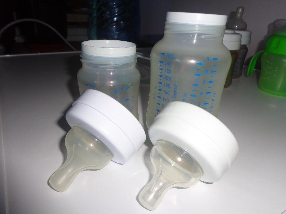 ПРОМО ЦЕНА!!!Помпа за кърма AVENT и аксесоари