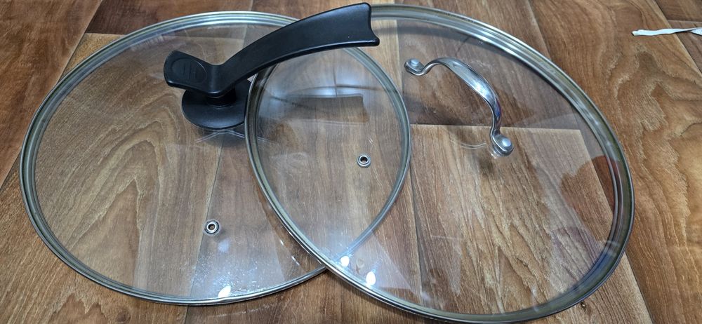 Крышка стеклянная для сковордки или кастрюли.