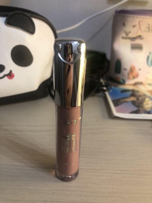 карандаши для губ+помада новая