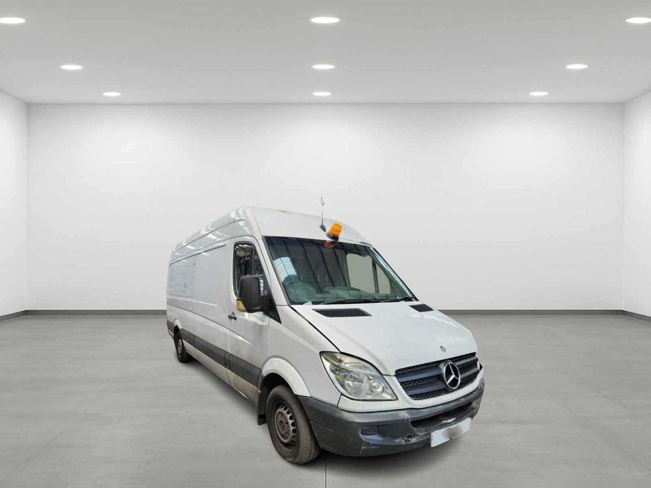Dezmembrari dezmembrez Mercedes Sprinter 2.2 CDI cod motor OM646985