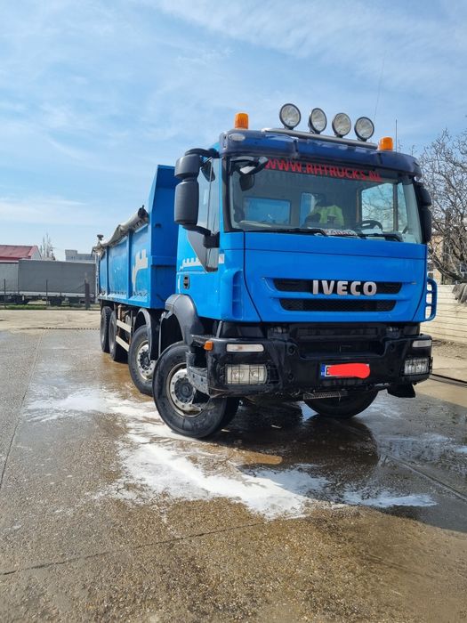 De vânzare iveco 8x4