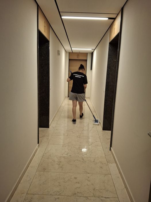 Професионално почистване на входове -Достъпни цени