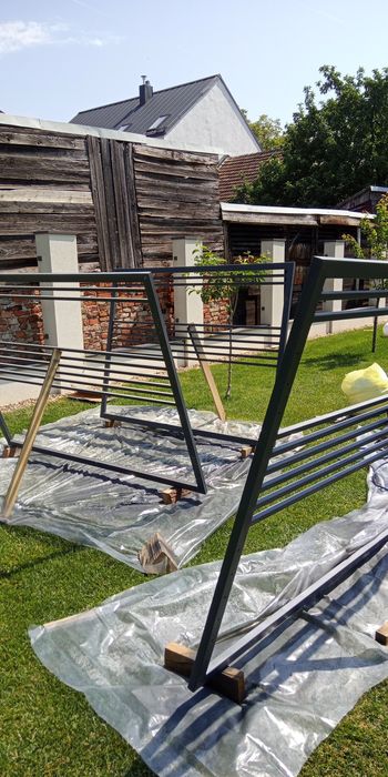 Reconditionari Porti și Panouri de Gard