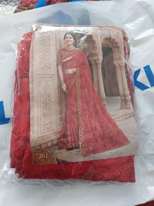 Женская одежда..