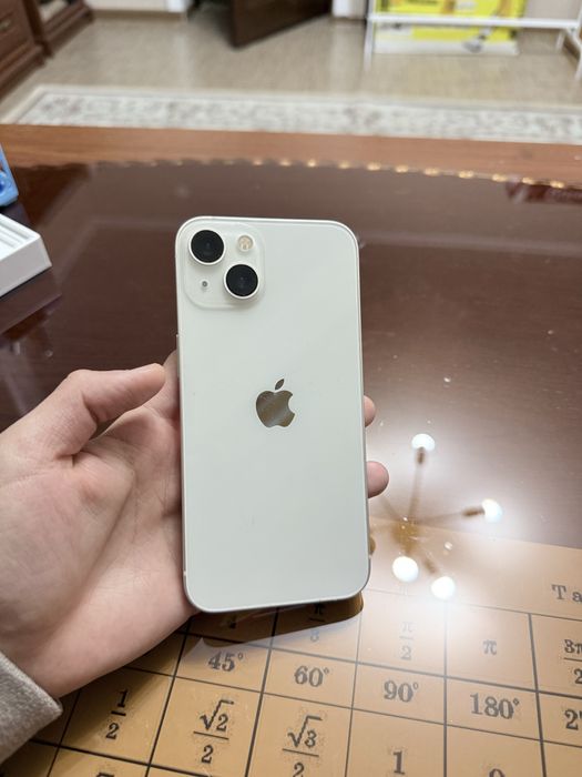 Продам iphone 13
