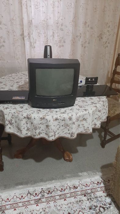 Телевизор LG антиквариат