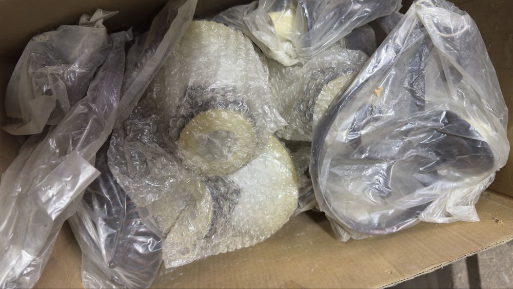 Продам бра новые