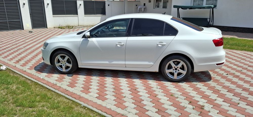 Volkswagen Jetta 1.6 TDI 2013