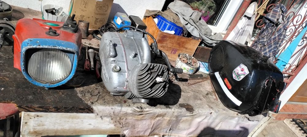 Motociclete mobra și hoinar