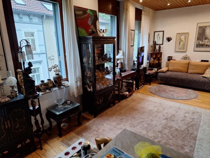 СПЕШНО Сграда Германия Крефелд 5 апартамнета 350 кв само за 360000 евр