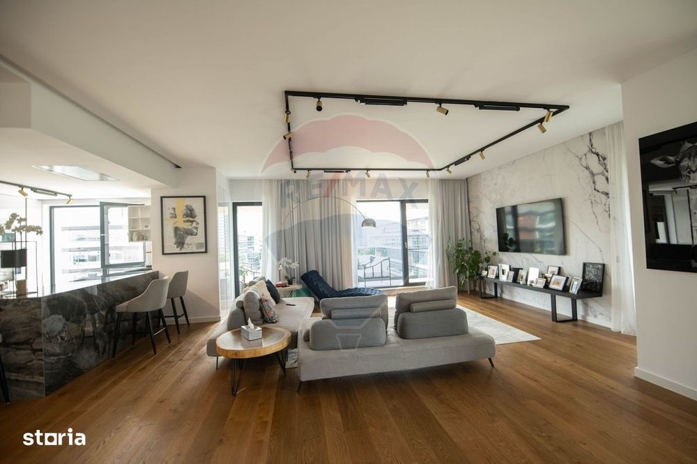 Penthouse cu 5 camere de vânzare Nusco City