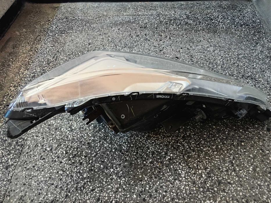 Фар за Mitsubishi Space Star