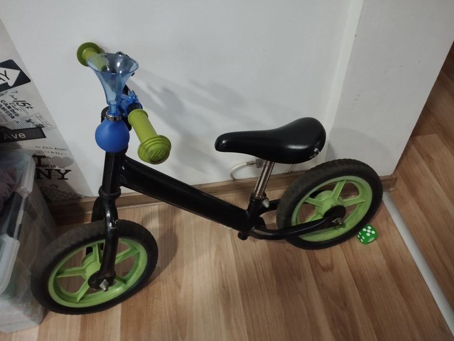Bicicleta de echilibru