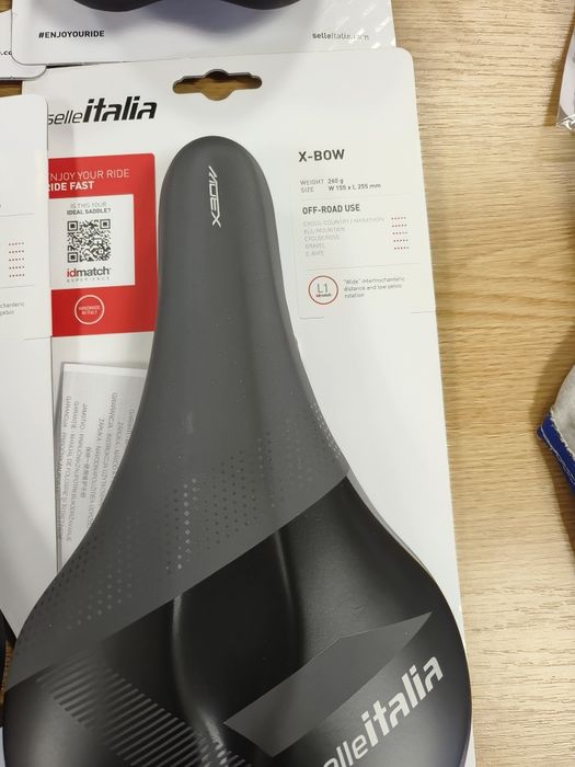 Седалки Селле Италия FLITE,NOVUS,SLR,X-BOW Магнезиеви,Титаниеви релси