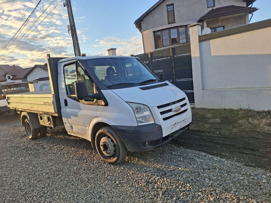 Vând Ford tranzit 2,4 euro 4 recent adus din Italia