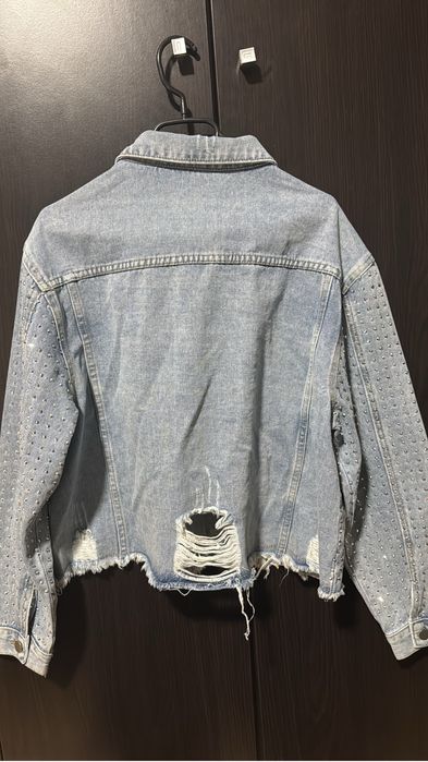 Geaca de blugi cu strassuri
