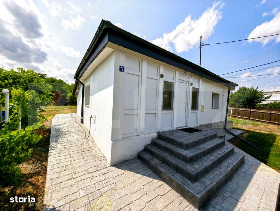 Casa de vanzare, 55 mp, zona Erbiceni