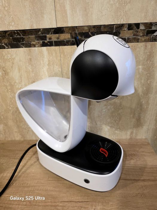 Aparat cafea Nescafe