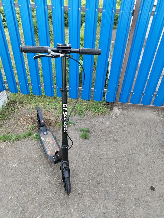 Продам самокат в отличном состоянии