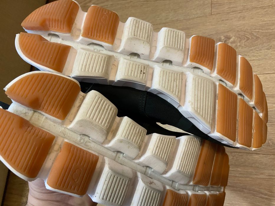 On Cloud-оригинални обувки 39 размер