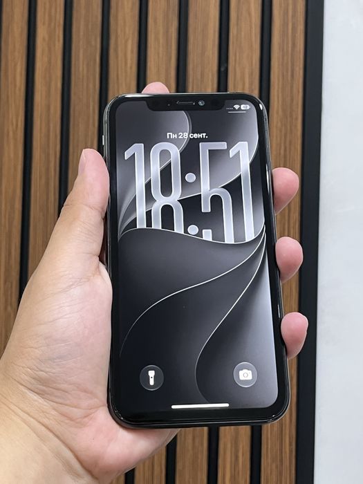 Продам iPhone 11