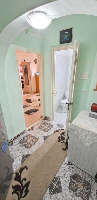 Vand apartament 2 camere