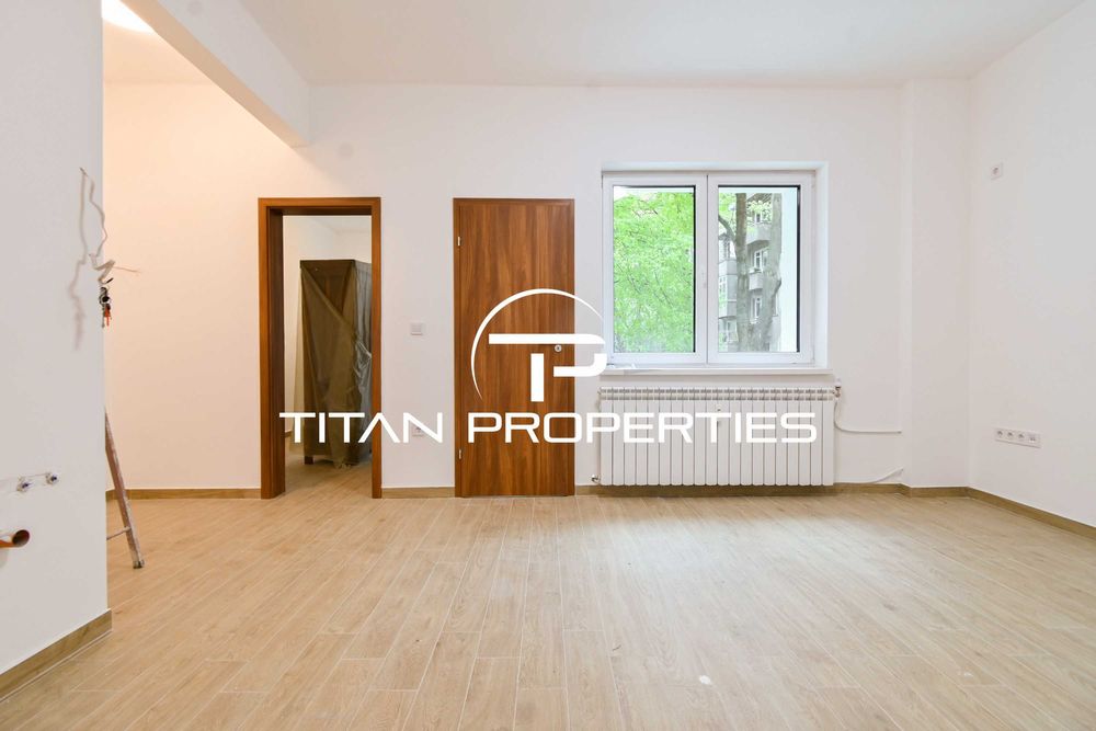 Дава се под наем Двустаен апартамент в София, Център - 41 кв.м за 900 € - Снимка #1