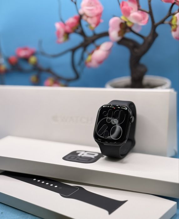 ГАРАНЦИОНЕН!!! Apple Watch 10, GPS, Cellular, Jet Black 46 мм