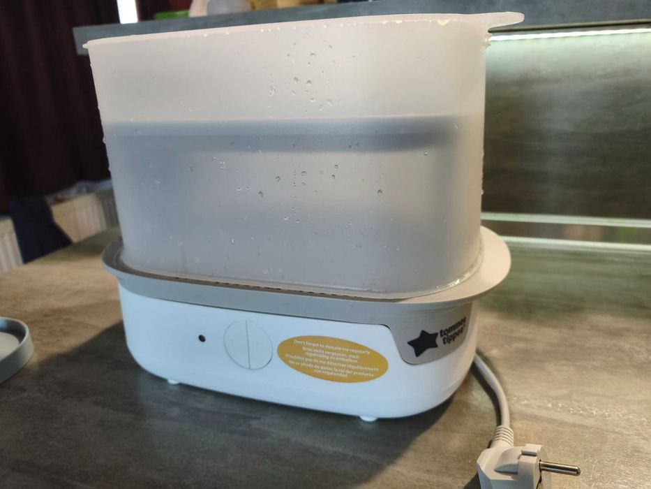 TOMMEE TIPPEE Електрически парен стерилизатор ADVANCED