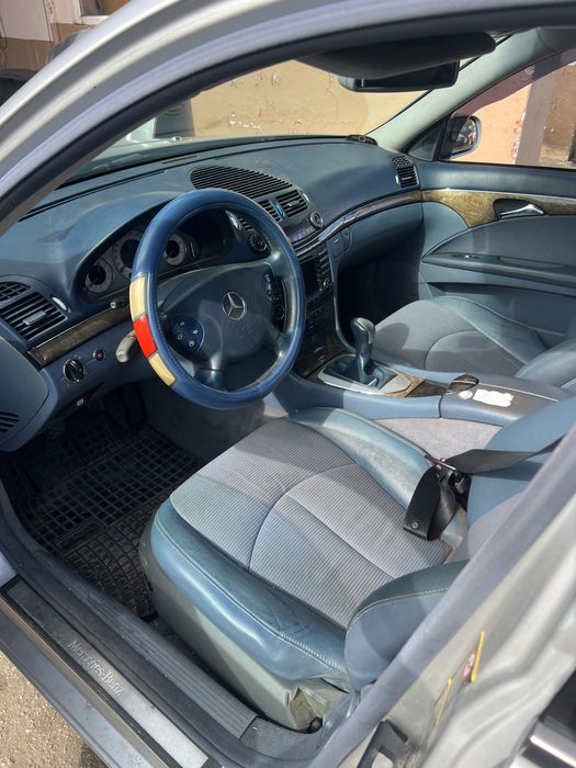 Мерцедес w211 Е270  177кс 2004г НА ЧАСТИ