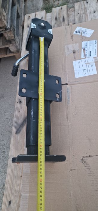 Picior sprijin remorca 8 tone import Germania pret 800 lei cu tva se p