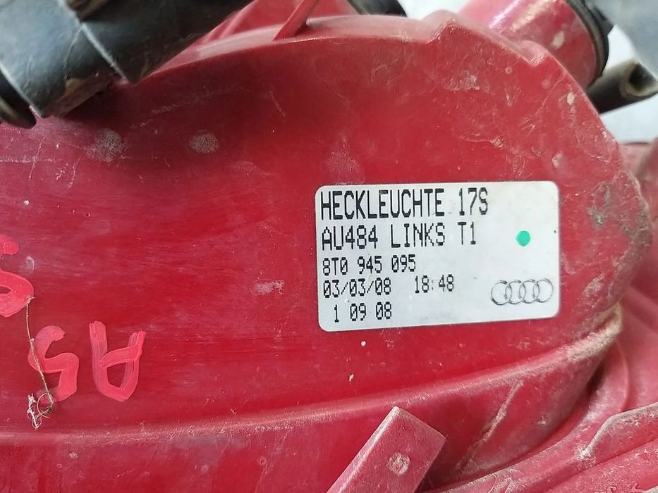 Stop tripla lampa stanga audi a5 8t 8t0945095