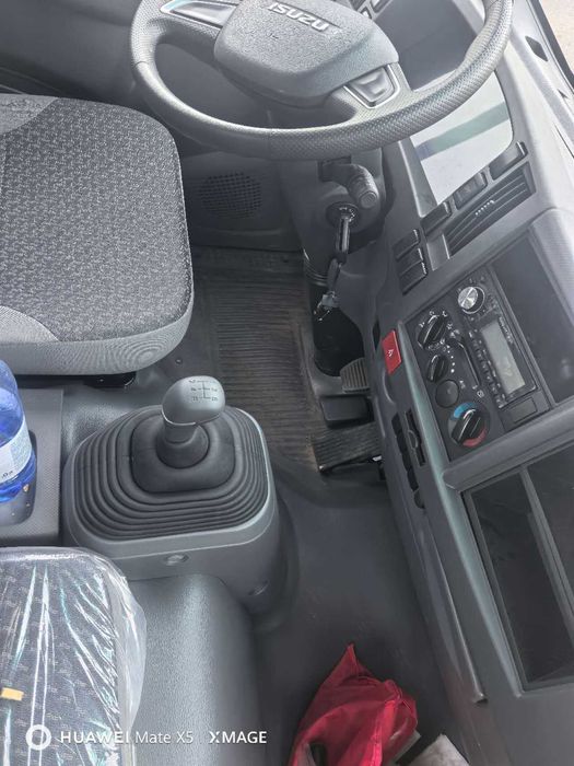 Рефрижератор Isuzu KV100