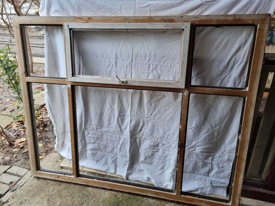 vand geamuri lemn fara sticla