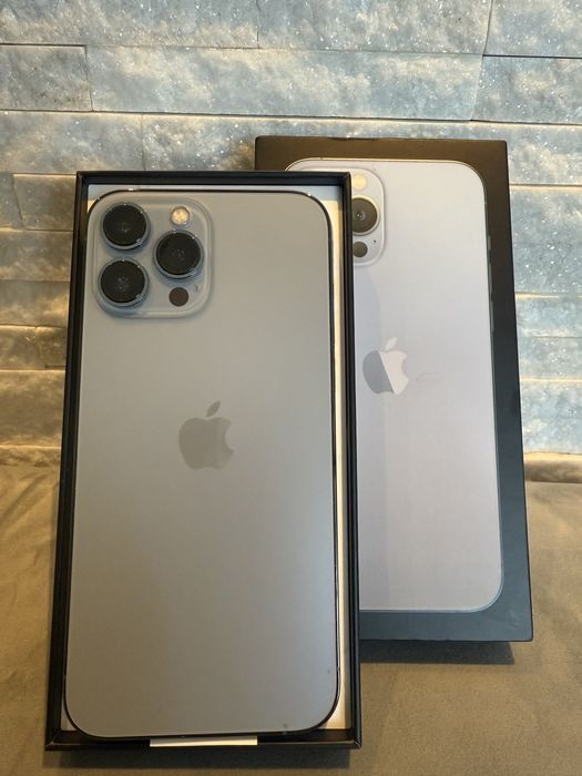 Iphone 13 Pro Max 256,512 gb Blue ,Silver Impecabile ,Baterie 100% sanatate