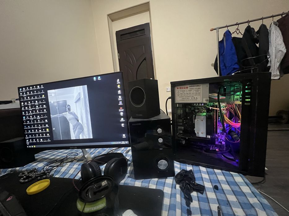 Kampyuter  sotiladi 200$