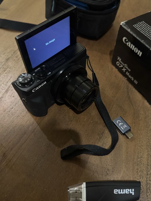 Camera Canon G7X Mark 3