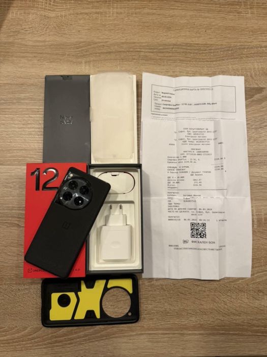 Бартер Като Нов OnePlus 12 16/512 ГАРАНЦИЯ!