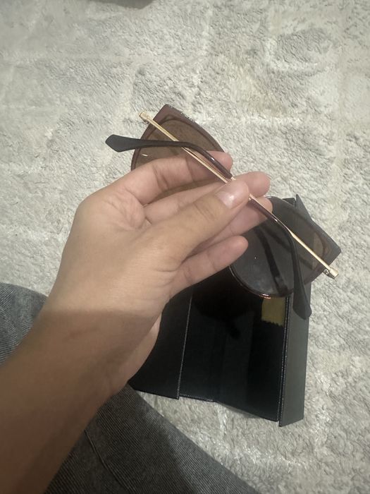 Солнцезащитные очки