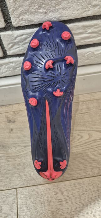 Продам бутсы Puma