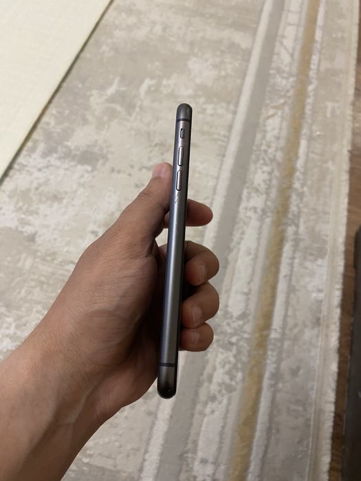 Продается айфон iphone 11/128gb akb 71%